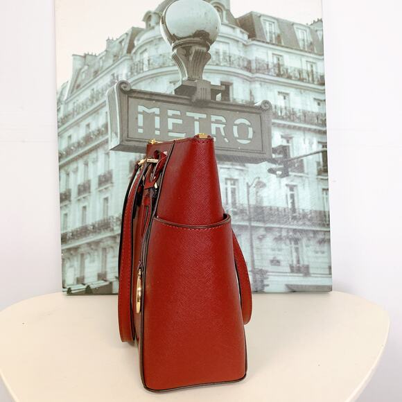 Michael Kors 35T0GCFT7L Charlotte Large Saffiano Leather Tote Bag IN DARK CHERRY - Picture 4 of 6